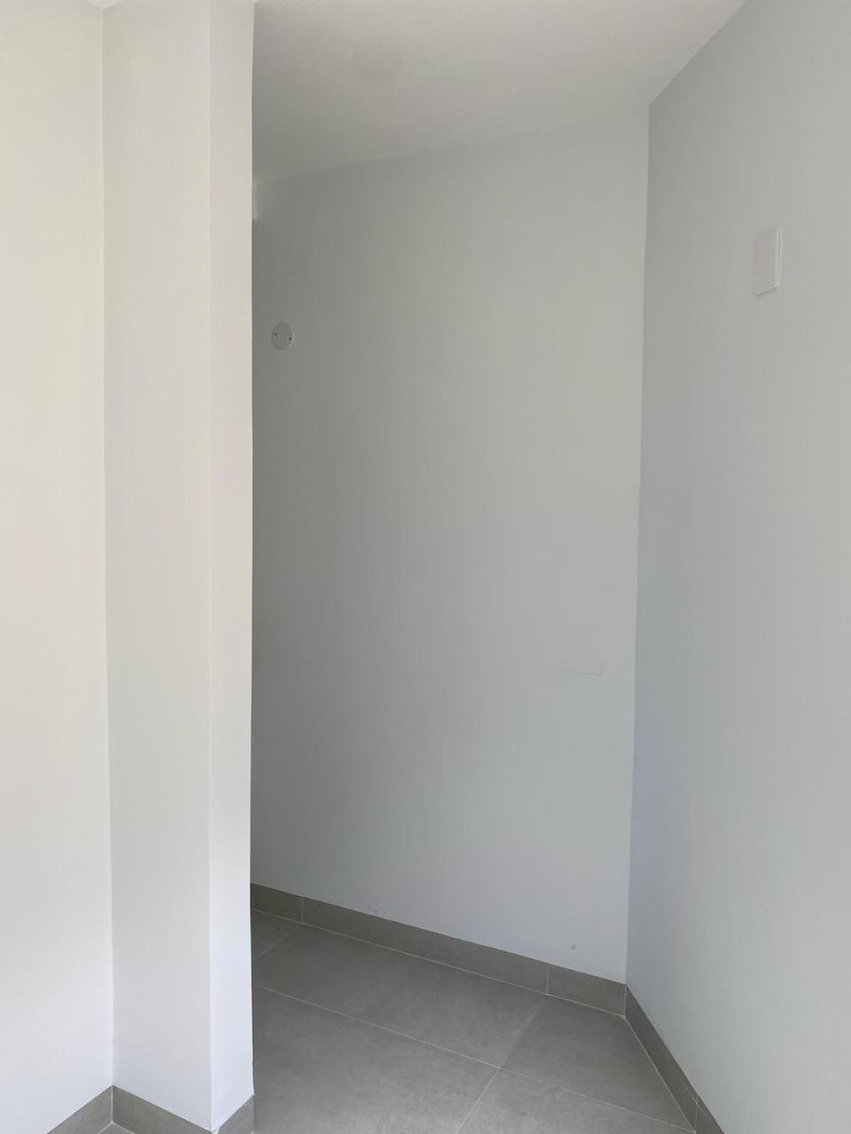 Apartamento Ape Completo E Bem Localizado *