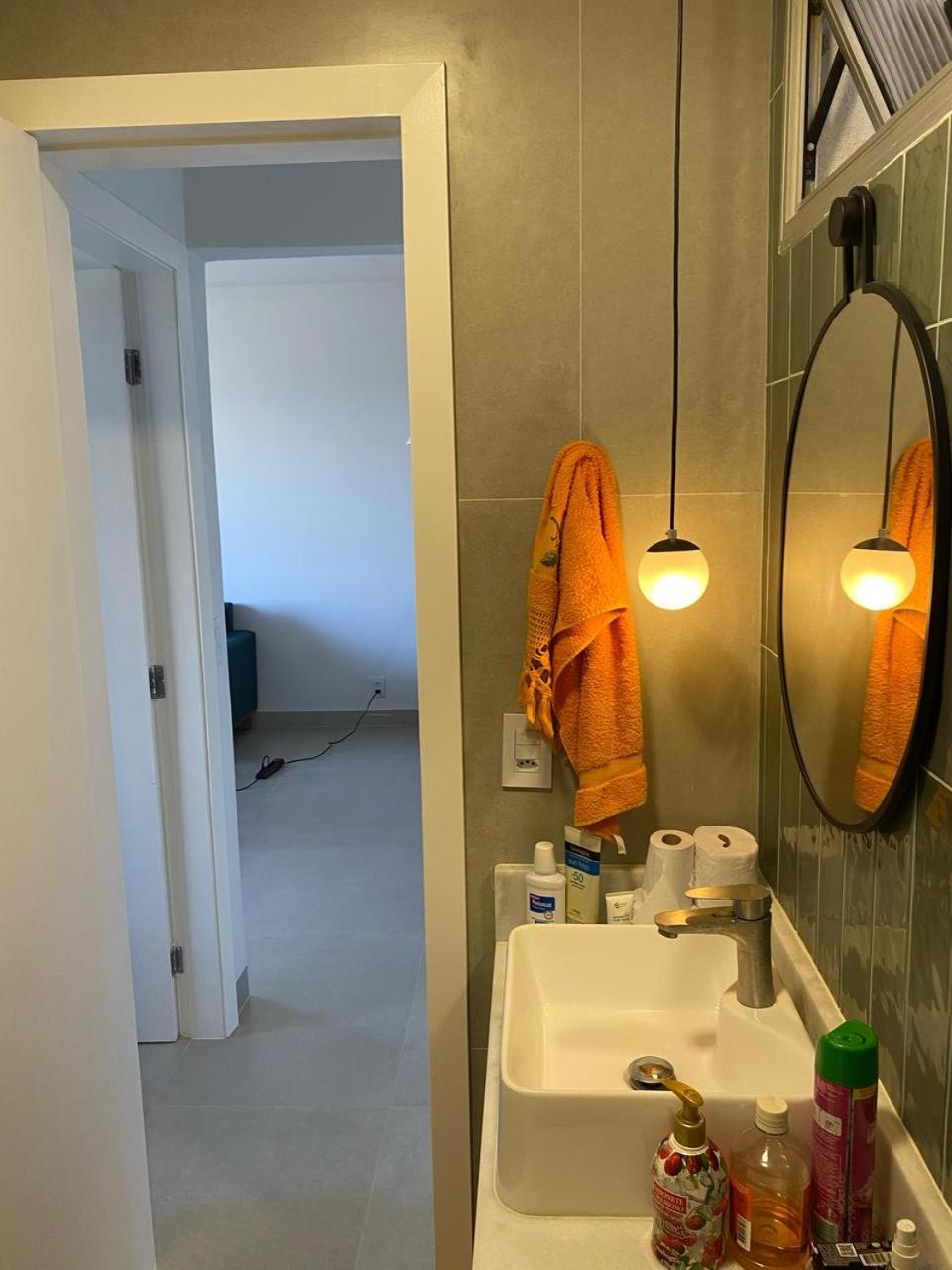 Apartamento Ape Completo E Bem Localizado